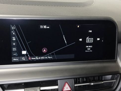 Used 2024 Kia Seltos SX w/ SX Sunroof Package image 23