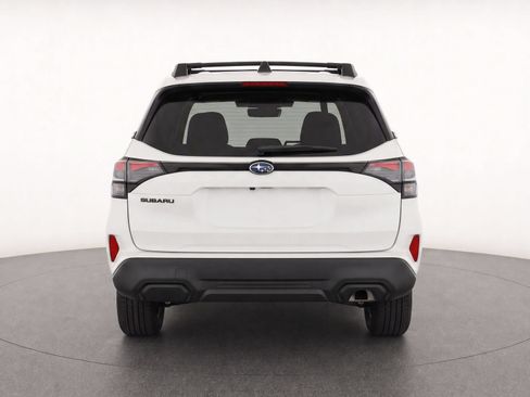 Used 2026 Subaru Forester Premium AWD/4WD image 6