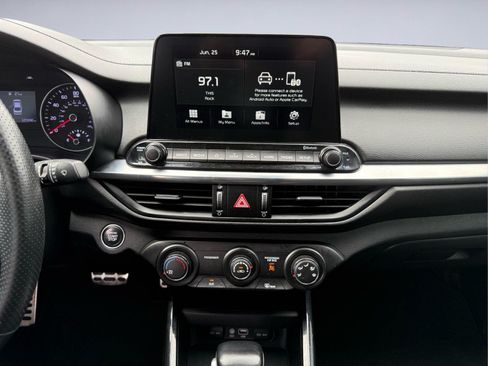 Used 2021 Kia Forte GT-Line FWD image 19