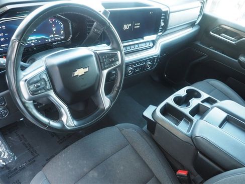 Used 2024 Chevrolet Silverado 2500 LT image 16
