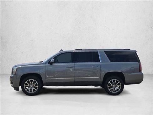 Used 2019 GMC Yukon XL Denali RWD image 9