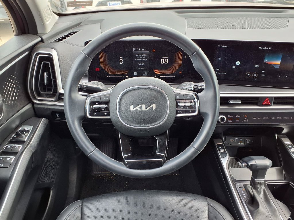 Certified 2025 Kia Sorento S AWD/4WD image 18