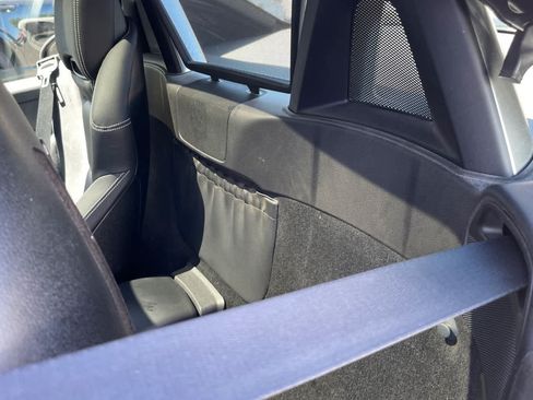 Used 2019 Mercedes-Benz SLC 300 image 10