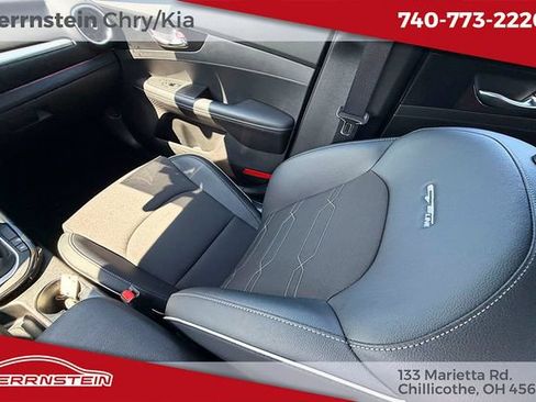 Used 2023 Kia Forte GT-Line FWD image 11