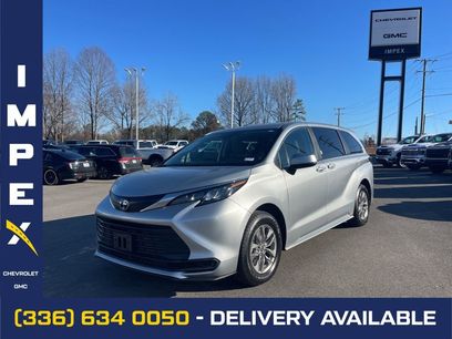Used 2024 Toyota Sienna LE
