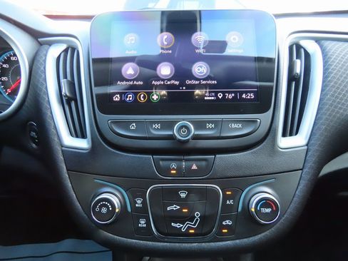 Used 2022 Chevrolet Malibu RS image 24