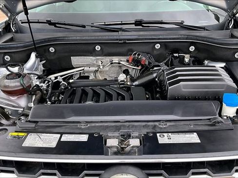 Used 2019 Volkswagen Atlas SEL FWD image 9