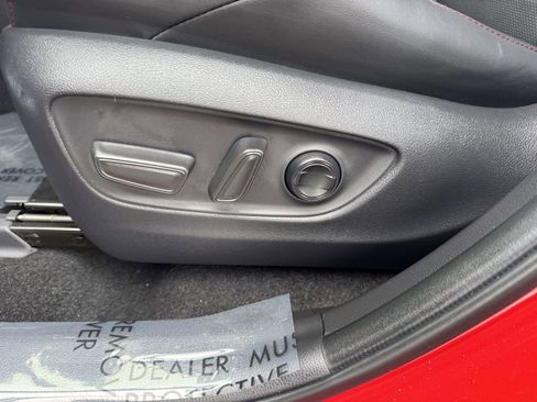 Used 2024 Toyota RAV4 XSE w/ Premium Package image 25