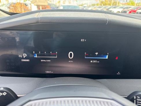 Certified 2025 Nissan Murano SV image 16