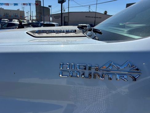 New 2026 Chevrolet Silverado 2500 High Country w/ Technology Package AWD/4WD image 9