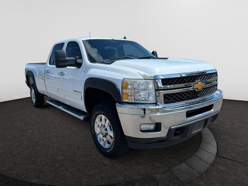 Used 2014 Chevrolet Silverado 3500 LT w/ Interior Plus Package AWD/4WD image 7