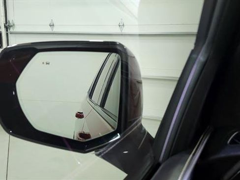 Used 2023 Cadillac Escalade V AWD/4WD image 14