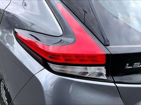 Certified 2025 Nissan Leaf SV Plus FWD image 22