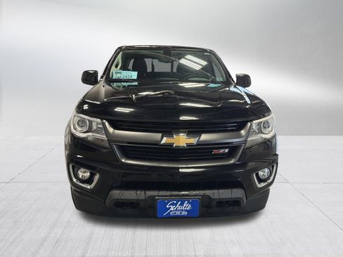Used 2020 Chevrolet Colorado Z71 AWD/4WD image 2