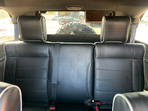 Used 2010 Jeep Wrangler Unlimited Rubicon w/ Dual Top Group image 30