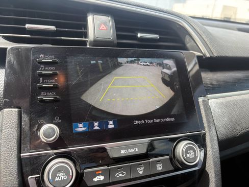 Used 2019 Honda Civic Sport image 18