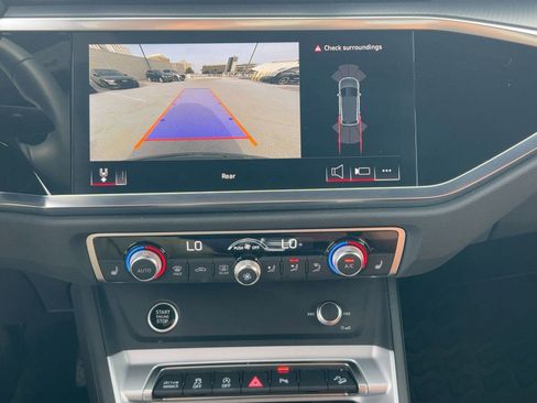 Certified 2025 Audi Q3 2.0T Premium Plus w/ Premium Plus Package image 24