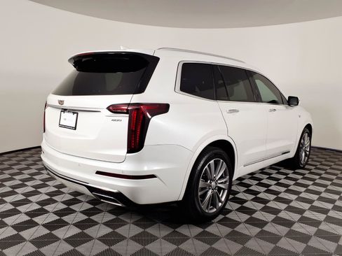 Certified 2024 Cadillac XT6 Premium Luxury FWD image 4