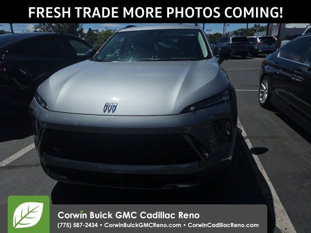 Used 2025 Buick Envision Sport Touring AWD/4WD image 2