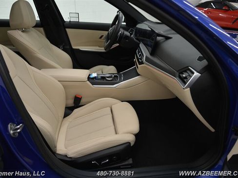 Used 2024 BMW 330i Sedan w/ M Sport Package RWD image 19
