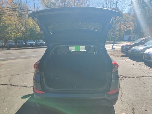 Used 2016 Hyundai Tucson SE w/ Option Group 02 image 14