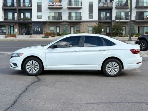 Used 2019 Volkswagen Jetta S FWD image 4