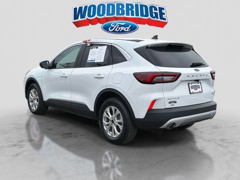 Used 2023 Ford Escape Active image 5