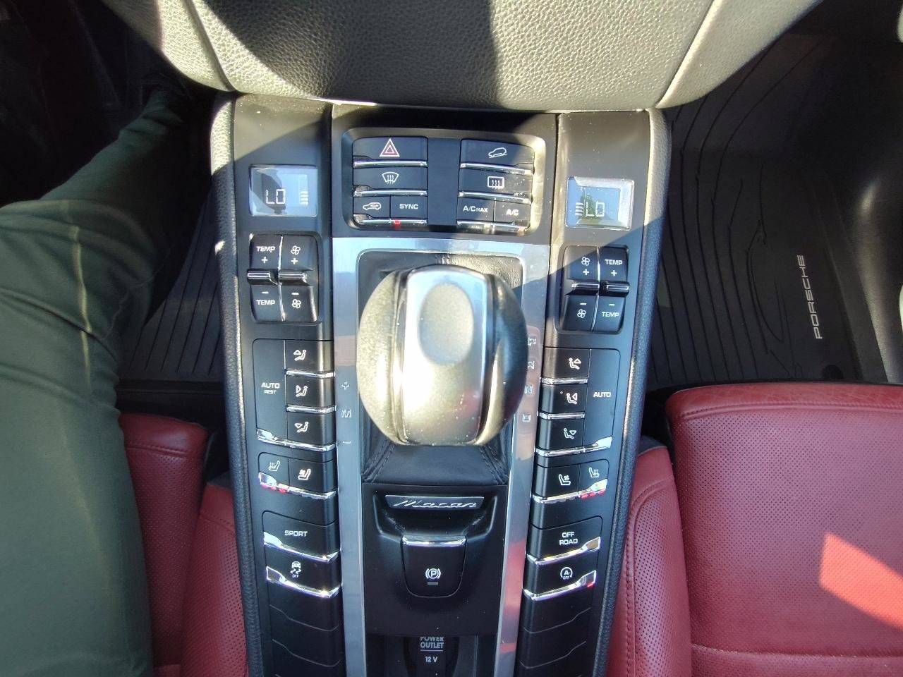 Used 2016 Porsche Macan S AWD/4WD image 24