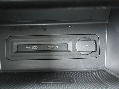 Used 2023 Volkswagen Atlas SE w/ Panoramic Sunroof Package image 23