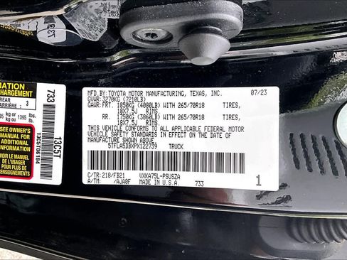 Used 2023 Toyota Tundra SR5 w/ SR5 Convenience Package AWD/4WD image 39