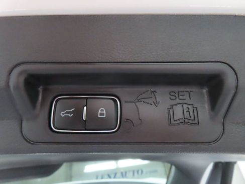 Used 2025 Ford Explorer Platinum w/ LUX Leather Package AWD/4WD image 49