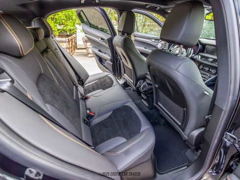 Used 2024 Alfa Romeo Stelvio Quadrifoglio w/ Quick Order Package 25A 100th image 23