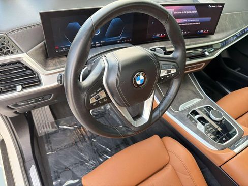 Used 2025 BMW X5 sDrive40i w/ Parking Assistance Package RWD image 4