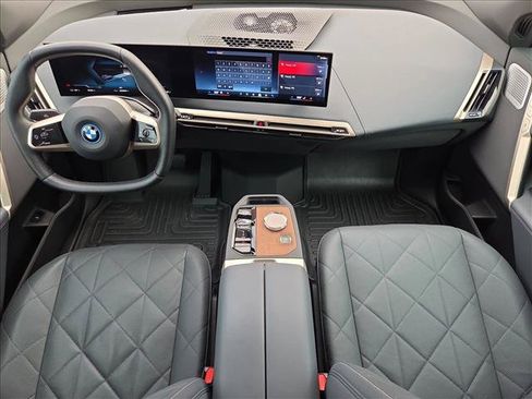 Used 2024 BMW iX M60 AWD/4WD image 25