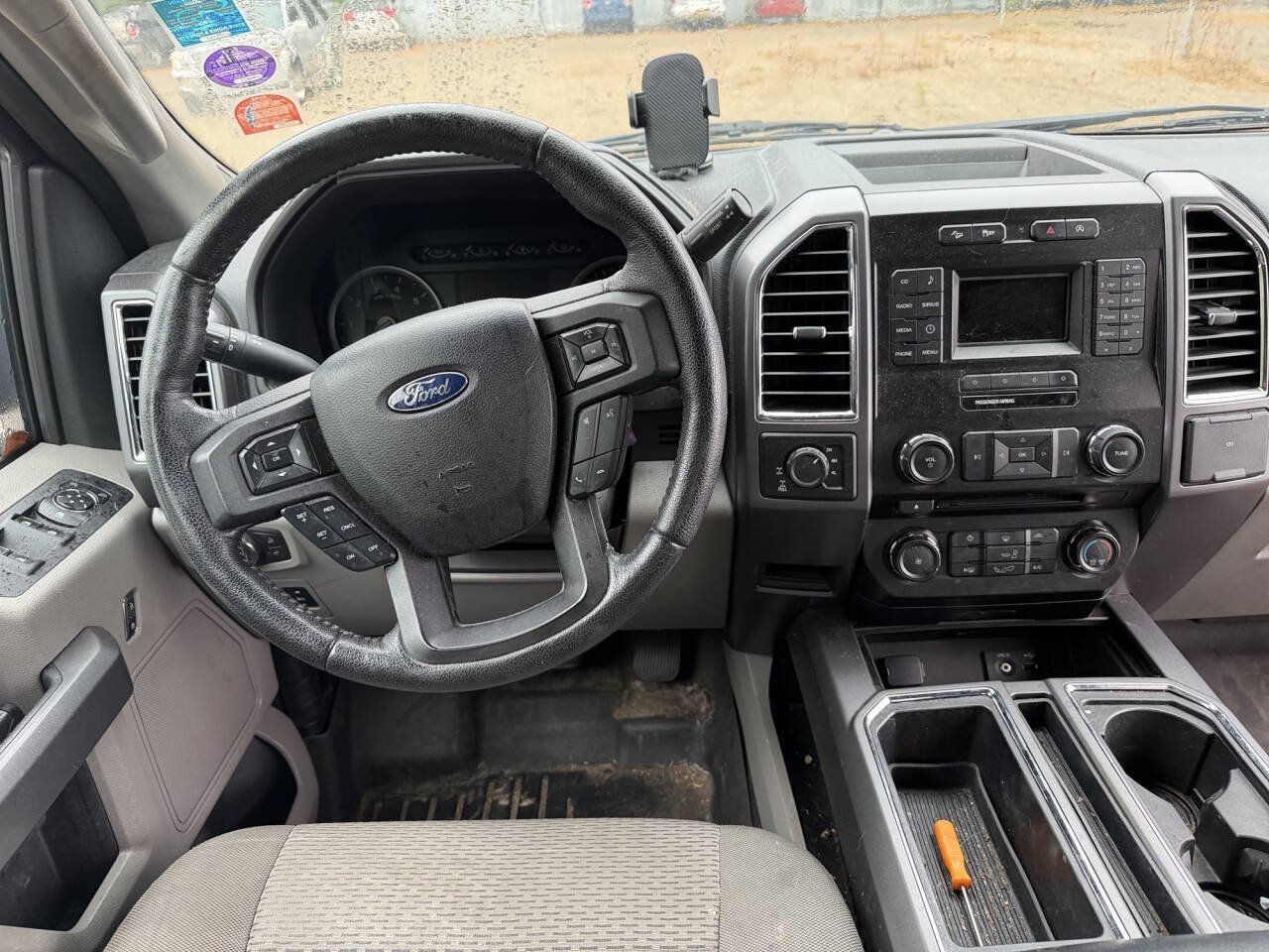 Used 2015 Ford F150 XLT w/ Equipment Group 301A Mid AWD/4WD image 30