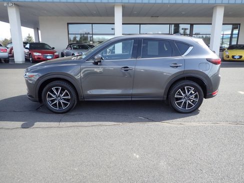 Used 2017 MAZDA CX-5 Grand Touring w/ Premium Package image 2