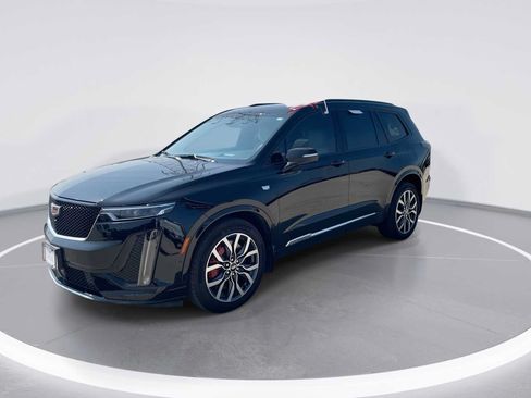 Certified 2023 Cadillac XT6 Sport w/ Technology Package AWD/4WD image 5