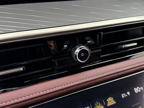 New 2026 INFINITI QX80 Autograph AWD/4WD image 16