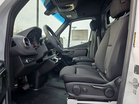 New 2026 Mercedes-Benz Sprinter 2500 image 6