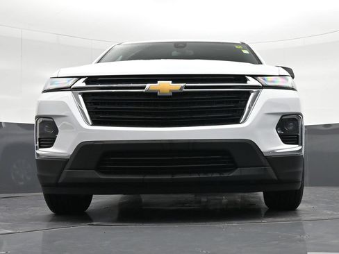 Used 2023 Chevrolet Traverse LS FWD image 29