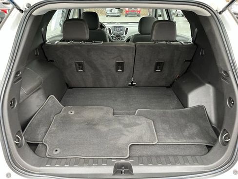 Used 2021 Chevrolet Equinox LS image 21