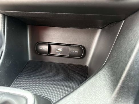Used 2020 Kia Sportage LX image 32