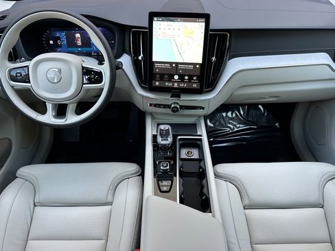 New 2026 Volvo XC60 T8 Ultra w/ Climate Package AWD/4WD image 11