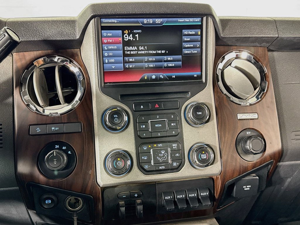 Used 2016 Ford F350 Lariat w/ Lariat Ultimate Package AWD/4WD image 28