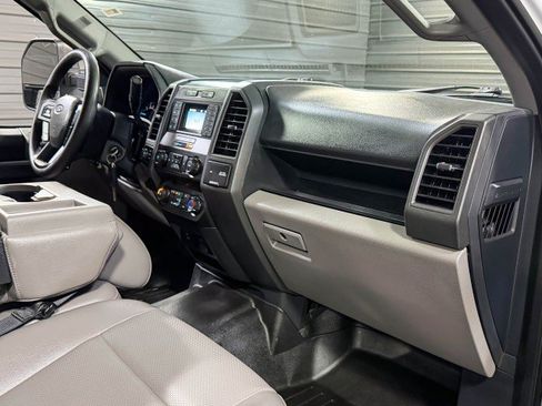 Used 2022 Ford F250 XL w/ Power Equipment Group image 15