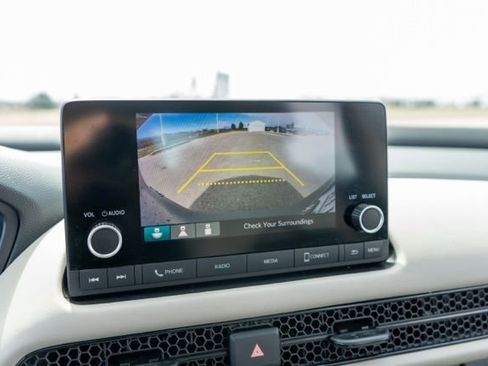 Used 2023 Honda HR-V LX image 21