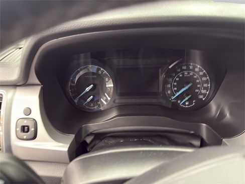 Used 2022 Ford Ranger XLT w/ Equipment Group 301A Mid image 11