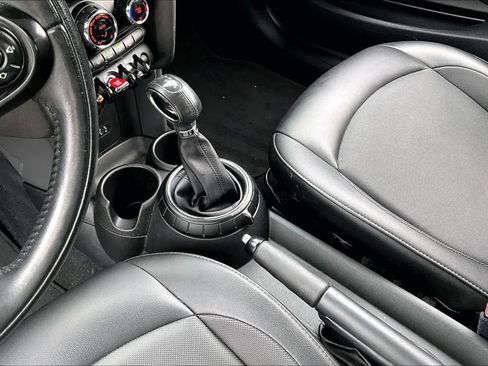 Used 2015 MINI Cooper 2-Door Hardtop image 17