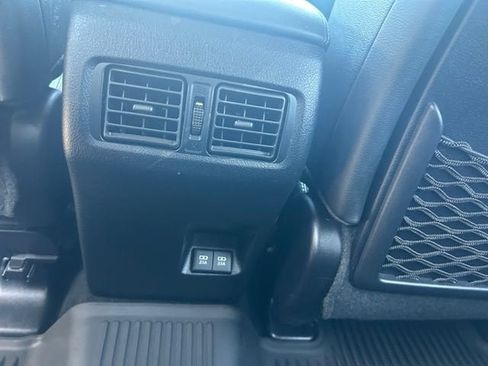 Used 2021 Toyota 4Runner Limited AWD/4WD image 19