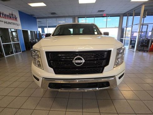 Used 2024 Nissan Titan SV w/ Accessory Utility Package image 2